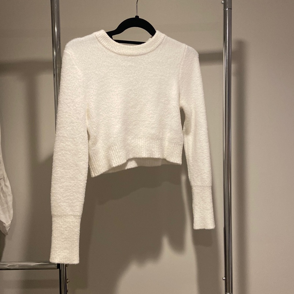 Zara Cropped White Sweater